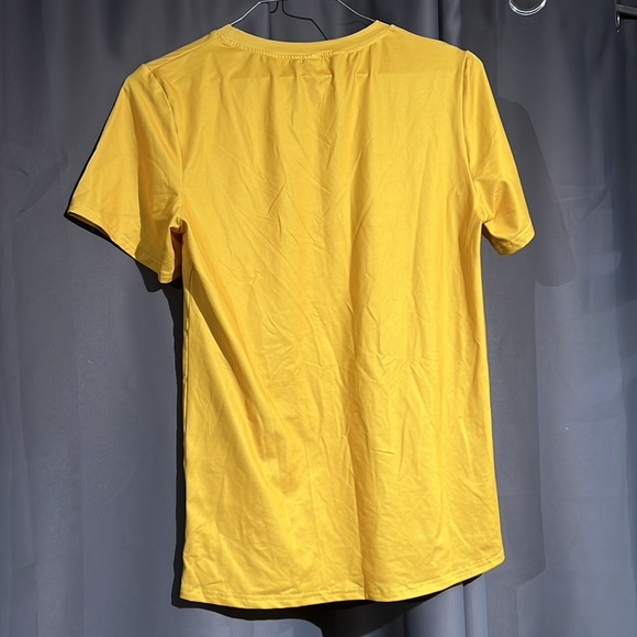 Men’s women’s unisex Lego Minifig brick head yellow T-shirt size small - Picture 2 of 3